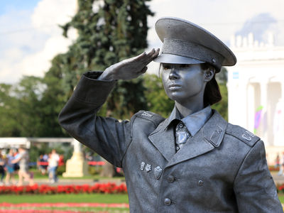 разные лица