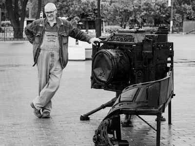 Николай Лапшин. *Путешествие в мир ФОТОисторических процессов*