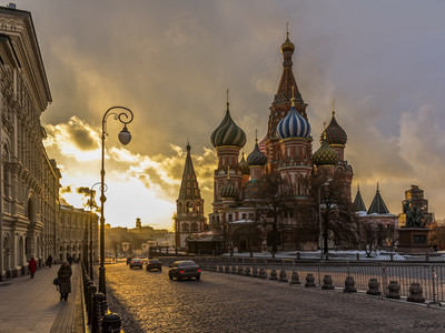 Города..