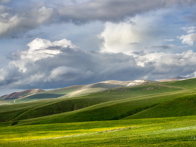 IN THE MOUNTAINS OF ARMENIA