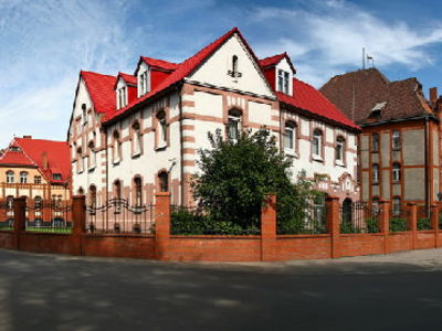 Города