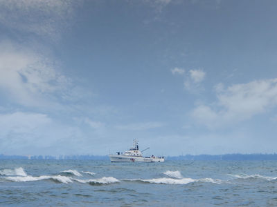 Море