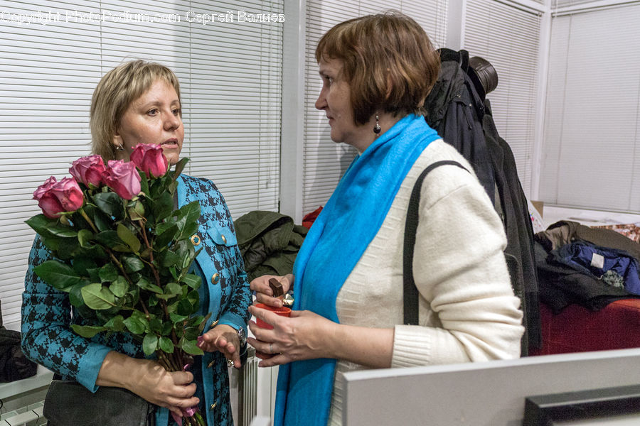 Human, People, Person, Plant, Potted Plant, Flower, Flower Arrangement