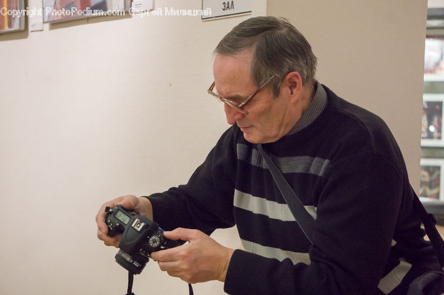 Human, People, Person, Camera, Electronics, Footwear, Shoe