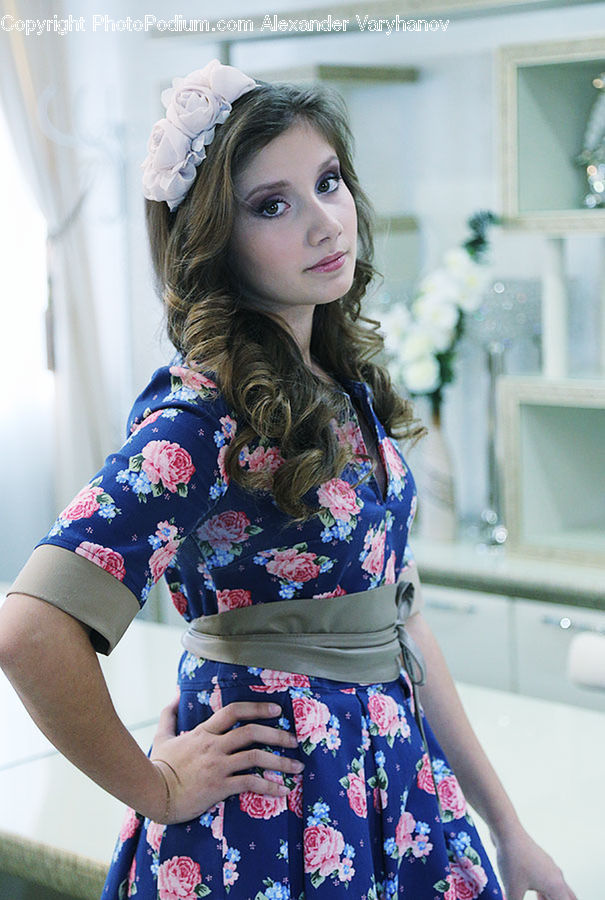 People, Person, Human, Female, Girl, Woman, Costume