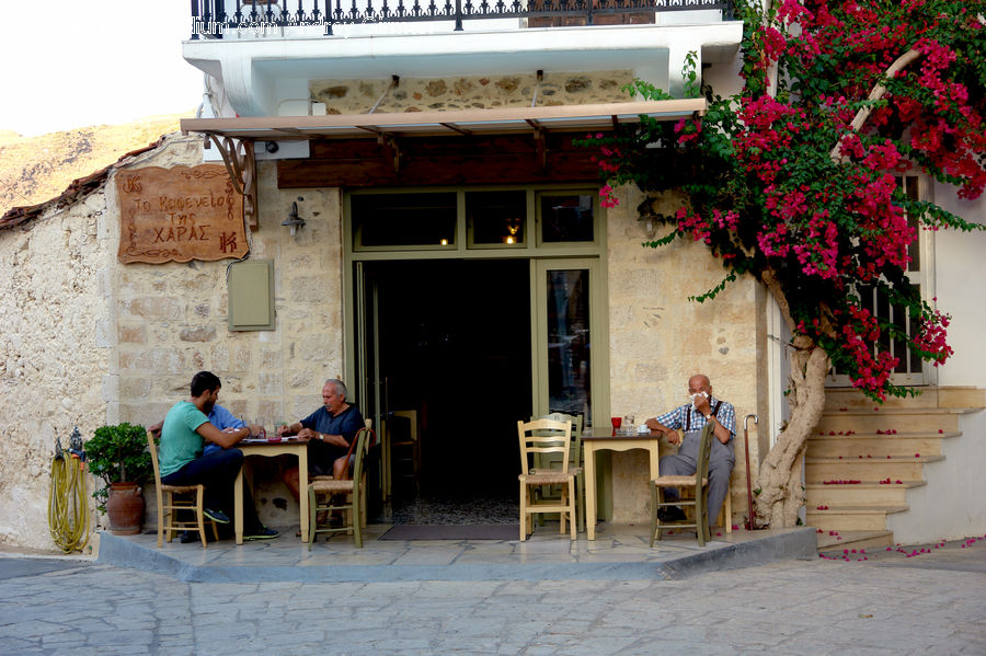 People, Person, Human, Chair, Furniture, Cafe, Cafeteria