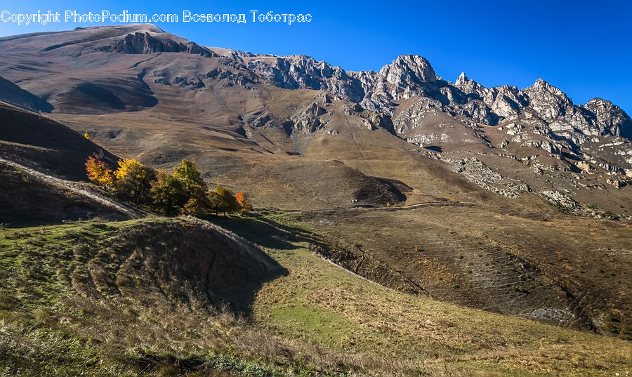 Crest, Mountain, Outdoors, Peak, Valley, Mountain Range, Wilderness