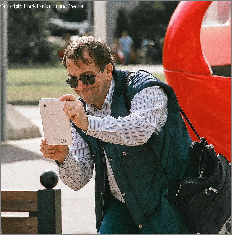 People, Person, Human, Automobile, Car, Vehicle, Leisure Activities