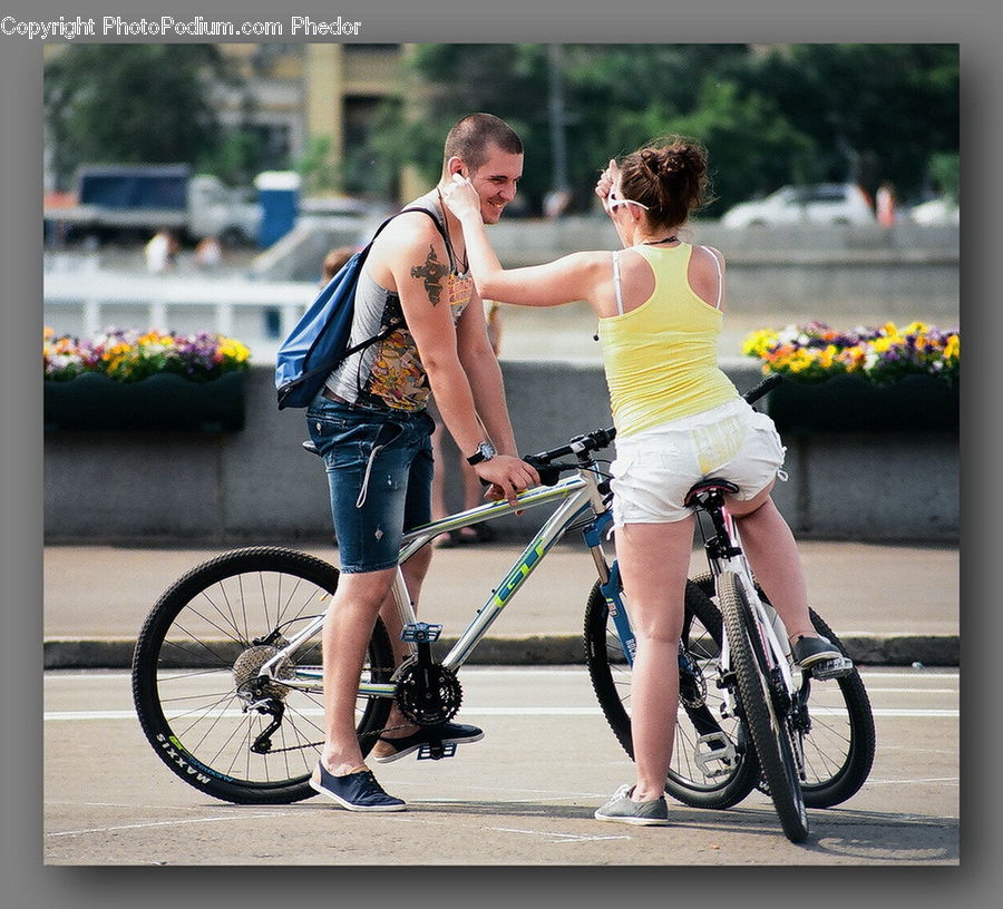 People, Person, Human, Plant, Potted Plant, Bicycle, Bike