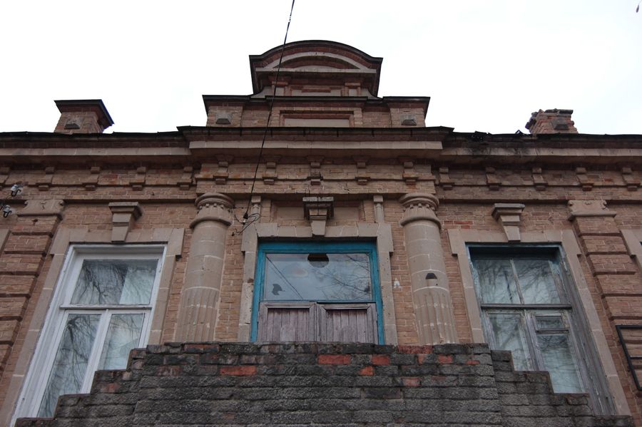 Brick, Building, Housing, Villa, Fence, Wall, Architecture