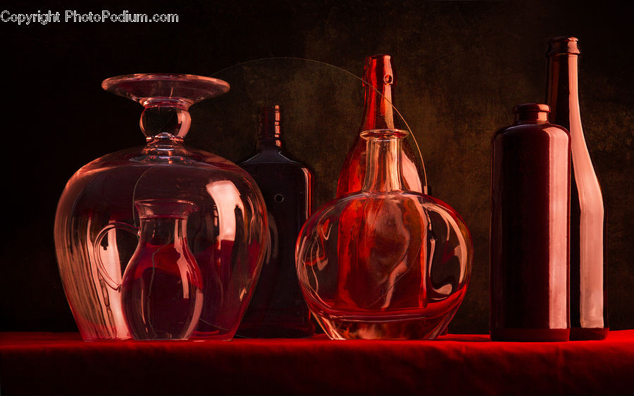 Glass, Perfume, Goblet, Aftershave, Beverage, Bottle, Wine