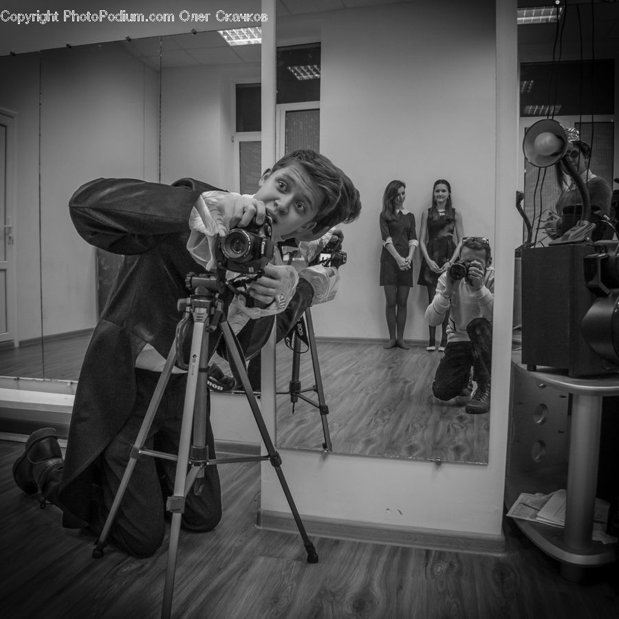 Tripod, People, Person, Human, Skeleton, Floor, Flooring