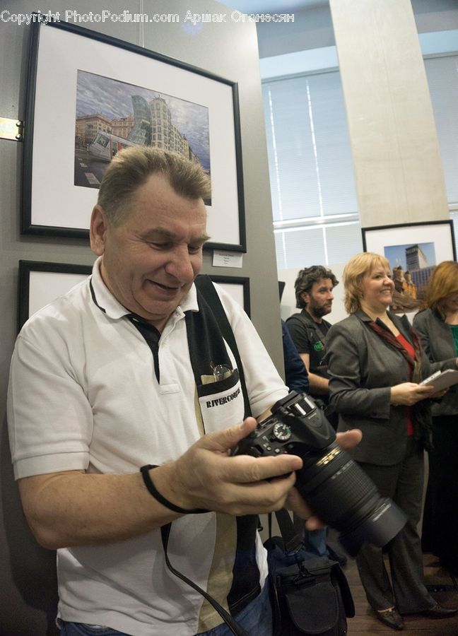 People, Person, Human, Photographer, Camera, Electronics, Crowd