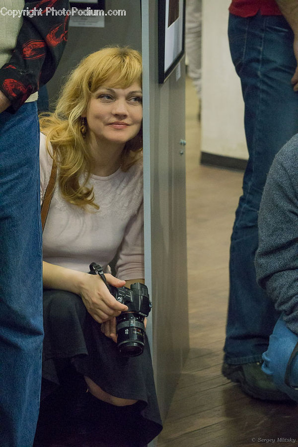Human, People, Person, Blonde, Female, Woman, Knitting