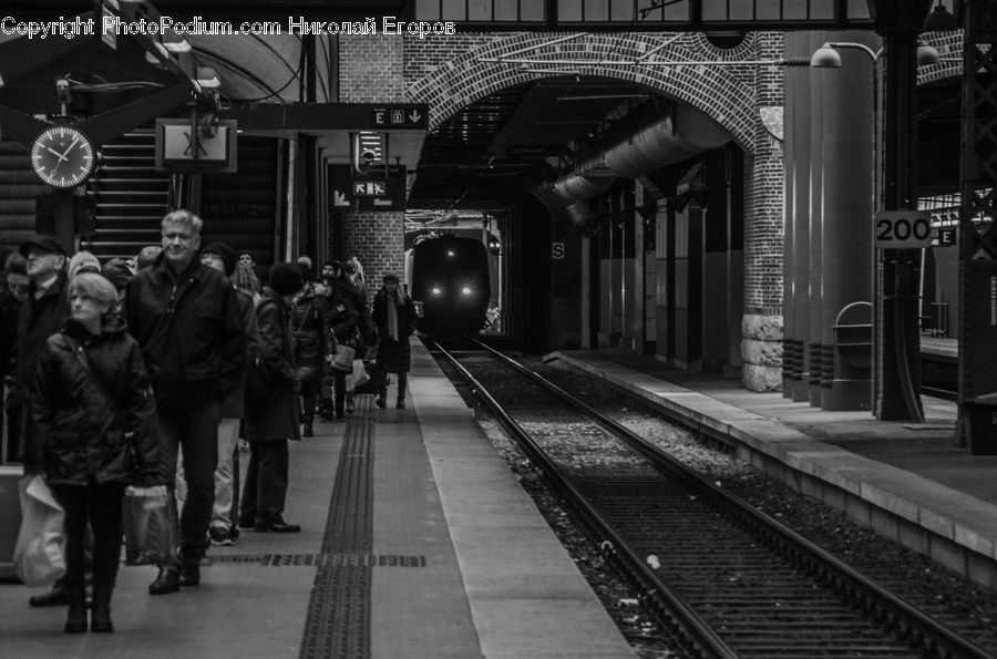 Human, People, Person, Tunnel, Subway, Train, Train Station