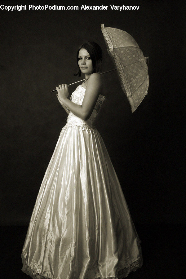People, Person, Human, Evening Dress, Gown, Clothing, Dress
