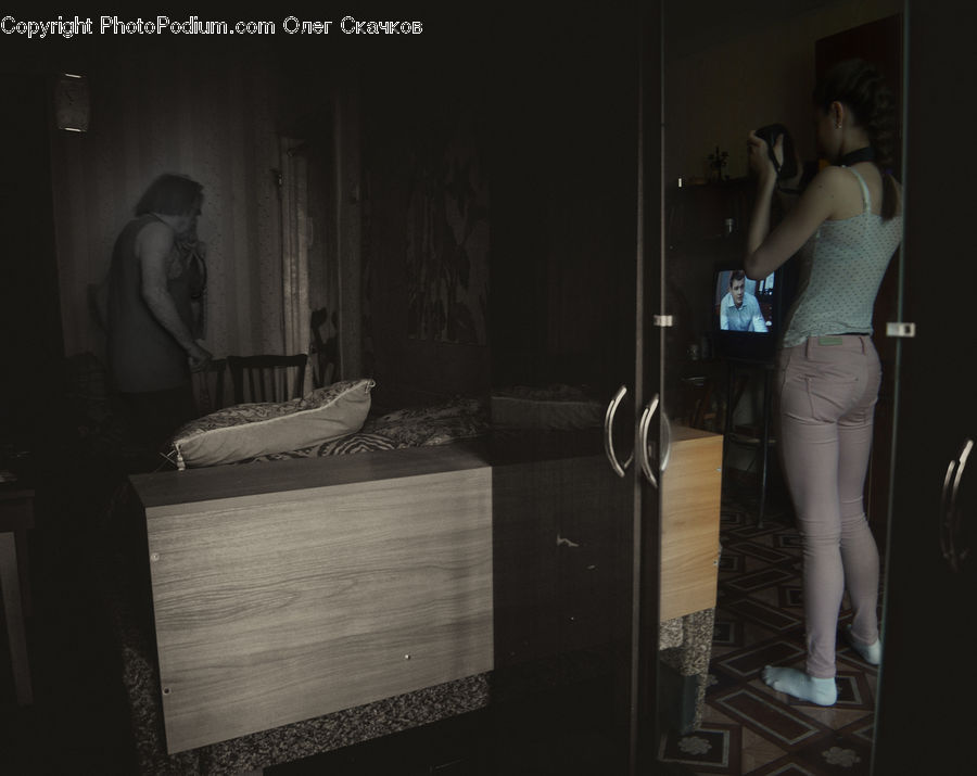 Human, People, Person, Bed, Bedroom, Furniture, Back