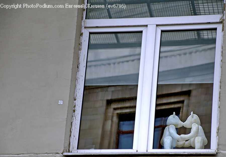 Window, Art, Sculpture, Statue, Building, Housing, Face