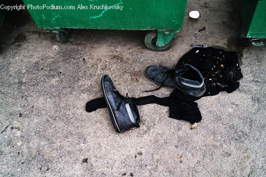 Footwear, Shoe, Asphalt, Tarmac, Drive Shaft, Goggles