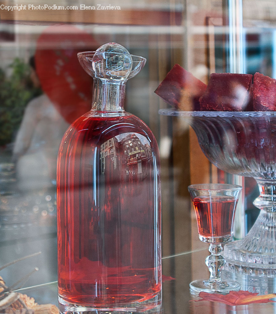 Glass, Goblet, Aftershave, Perfume, Beverage, Drink, Alcohol