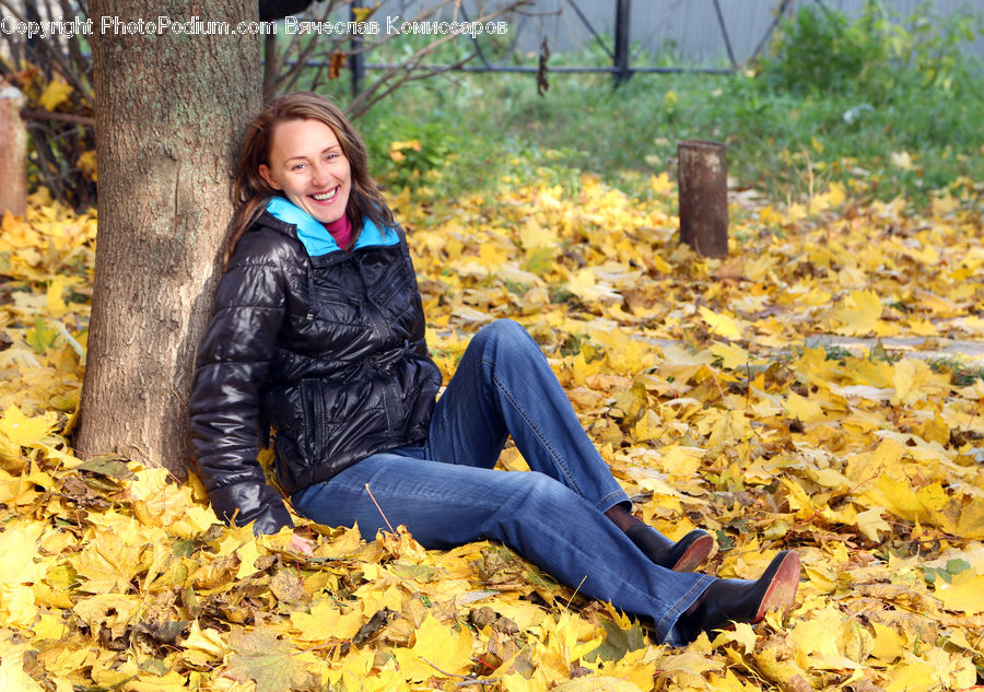 People, Person, Human, Female, Blazer, Clothing, Coat
