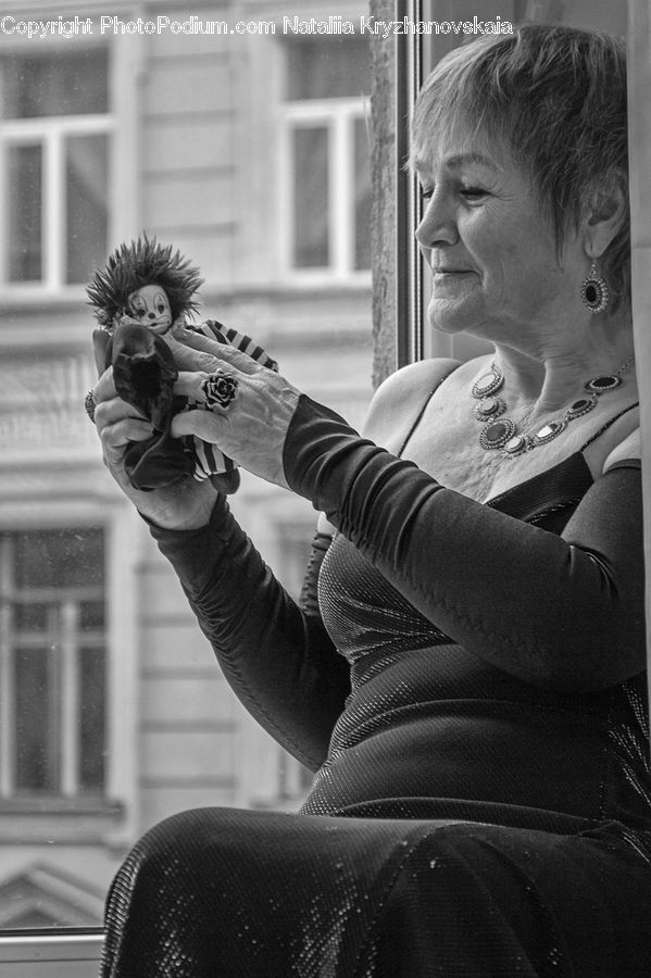 People, Person, Human, Performer, Female, Portrait, Selfie