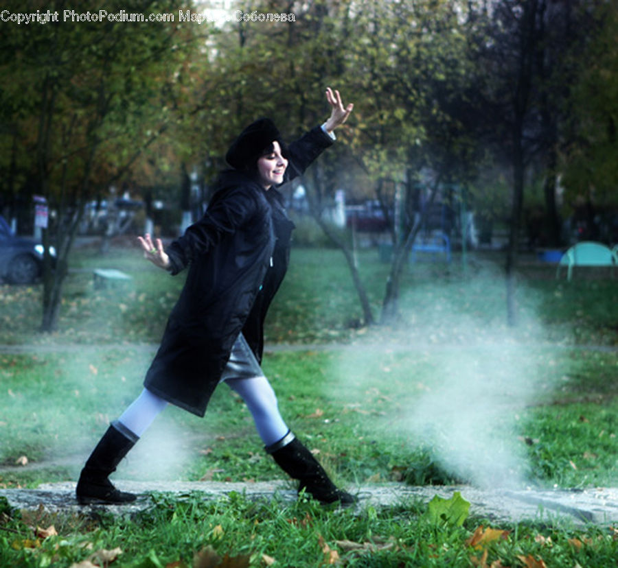 People, Person, Human, Female, Outdoors, Costume, Leisure Activities