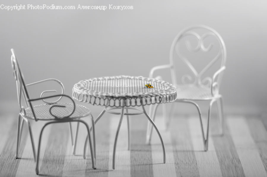 Chair, Furniture, Dining Table, Table, Footwear, High Heel, Shoe