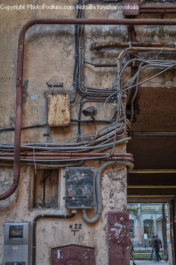 Brick, Fuse, Building