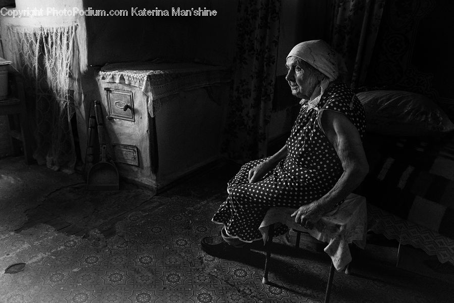 People, Person, Human, Chair, Furniture, Performer, Female