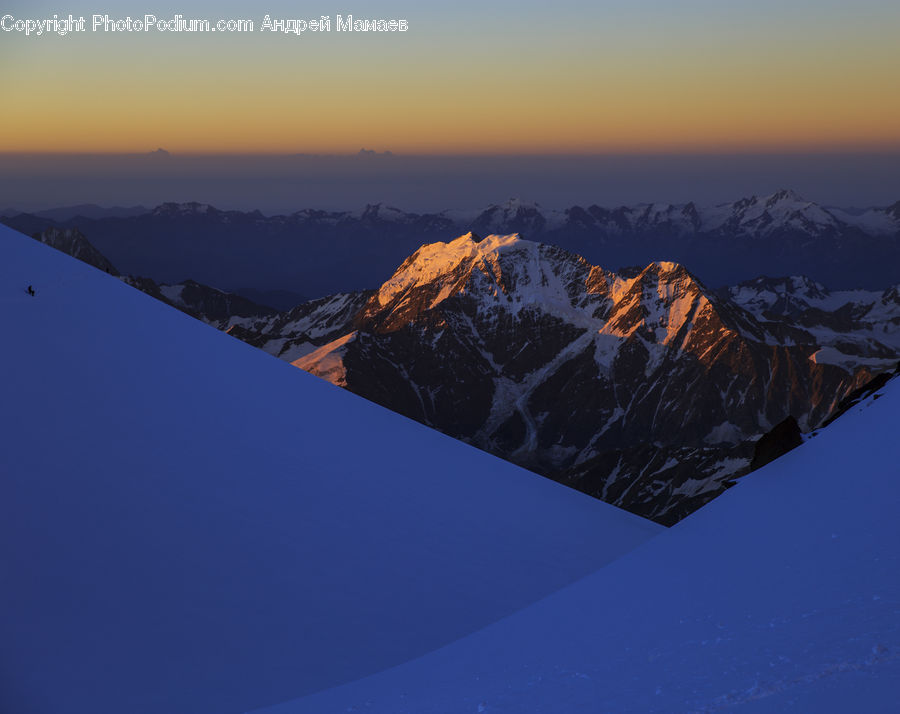 Crest, Mountain, Outdoors, Peak, Mountain Range, Dawn, Dusk
