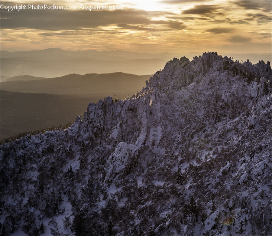 Crest, Mountain, Outdoors, Peak, Mountain Range, Landscape, Nature