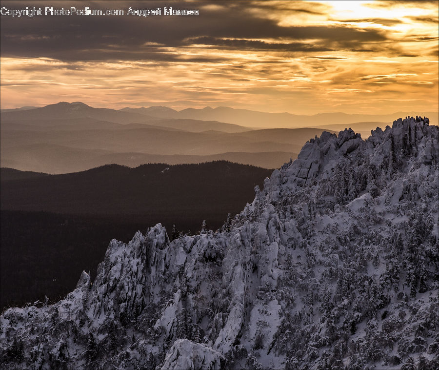Crest, Mountain, Outdoors, Peak, Mountain Range, Landscape, Nature