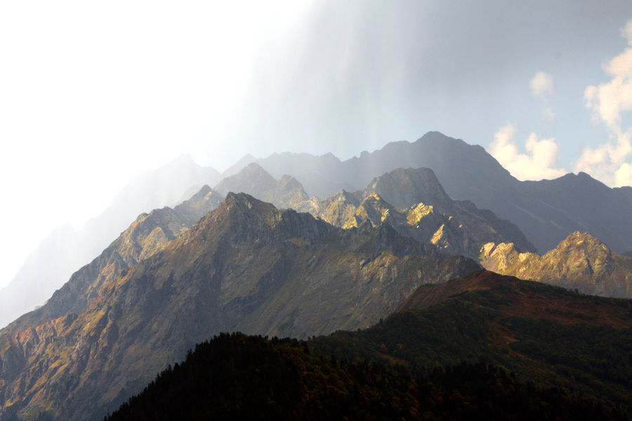 Crest, Mountain, Outdoors, Peak, Mountain Range