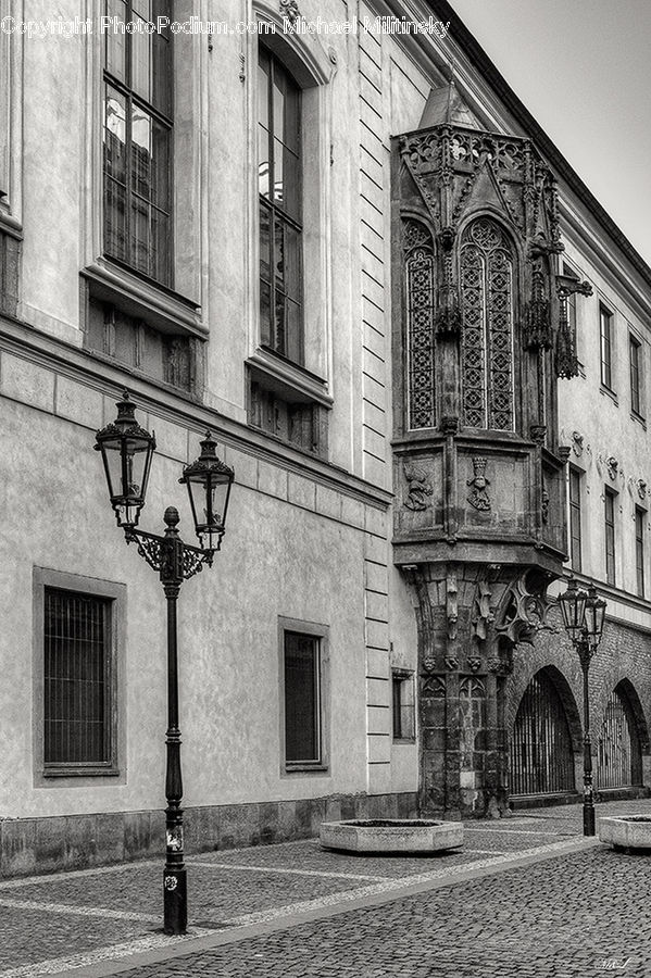 Lamp Post, Pole, Building, Housing, Villa, Architecture, Court