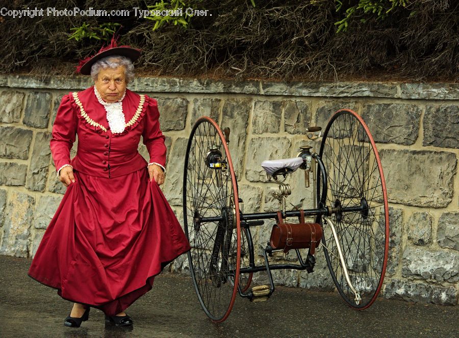 Human, People, Person, Bicycle, Bike, Vehicle, Costume