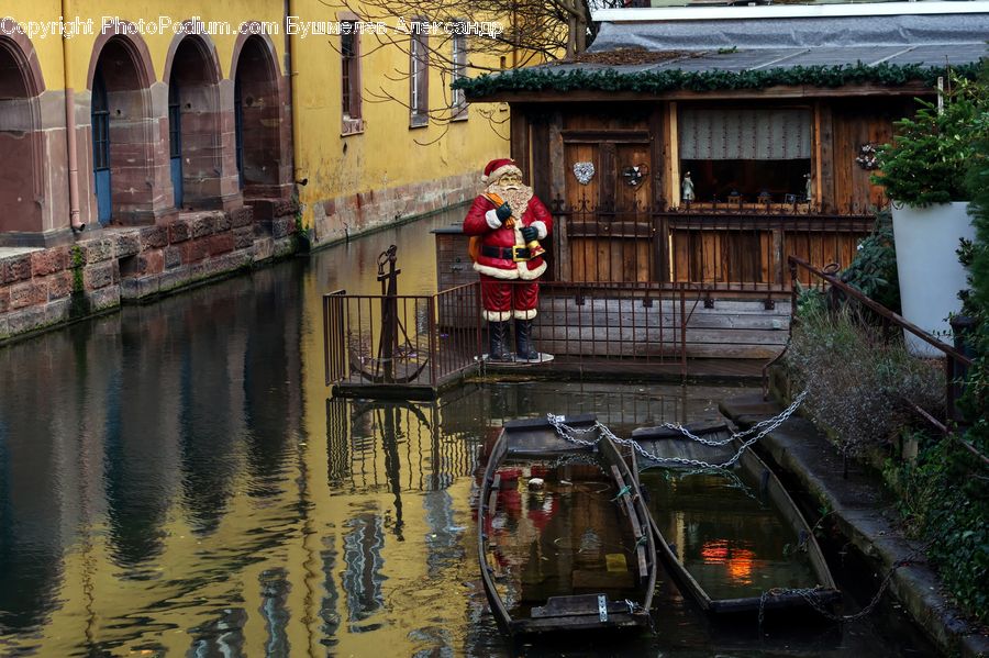 Boat, Watercraft, Gondola, Ivy, Plant, Vine, Canal