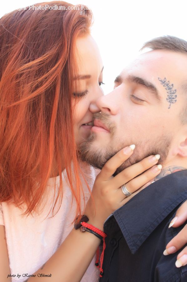 People, Person, Human, Hug, Kiss, Make Out, Finger