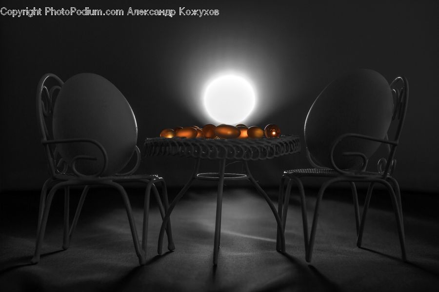 Chair, Furniture, American Football, Crash Helmet, Football Helmet, Helmet, Dining Table