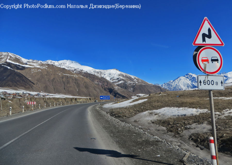 Road Sign, Sign, Street Sign, Freeway, Road, Crest, Mountain