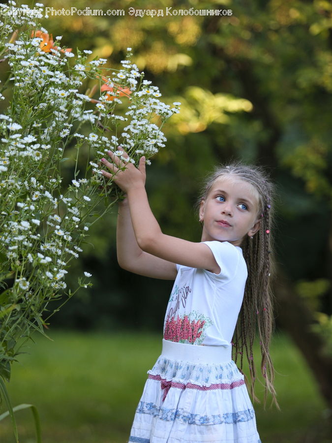 People, Person, Human, Female, Girl, Woman, Outdoors