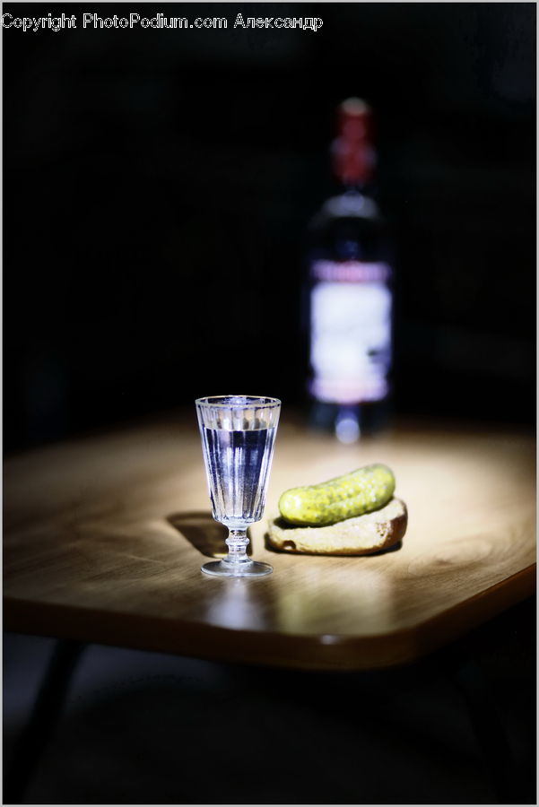 People, Person, Human, Alcohol, Beverage, Drink, Dining Table