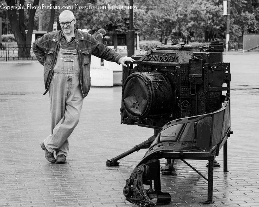Human, People, Person, Chair, Furniture, Performer, Military