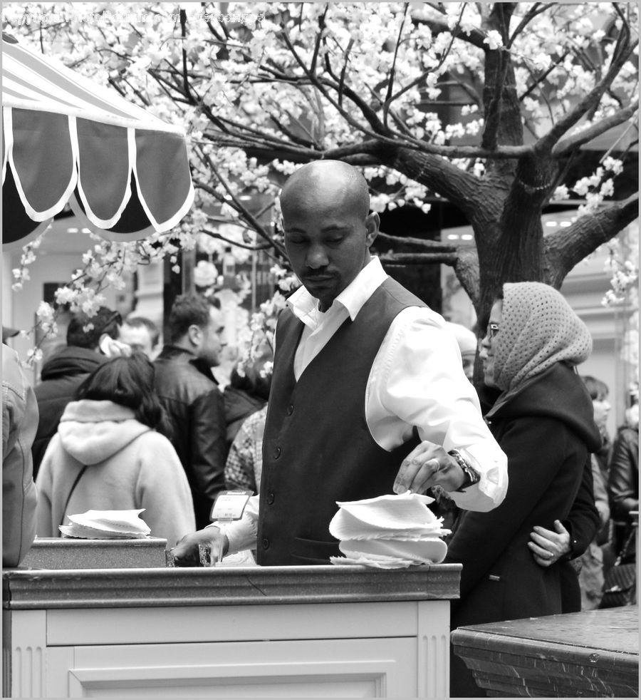 People, Person, Human, Crowd, Clothing, Suit, Tuxedo