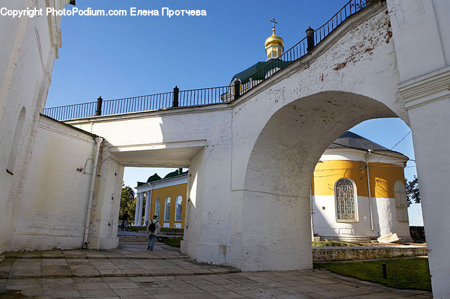 Patio, Castle, Fort, Building, Architecture, Housing, Monastery