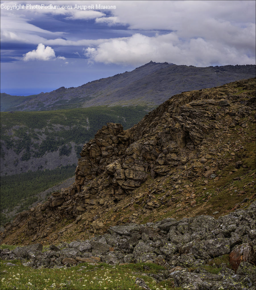 Crest, Mountain, Outdoors, Peak, Plateau, Cliff, Landscape