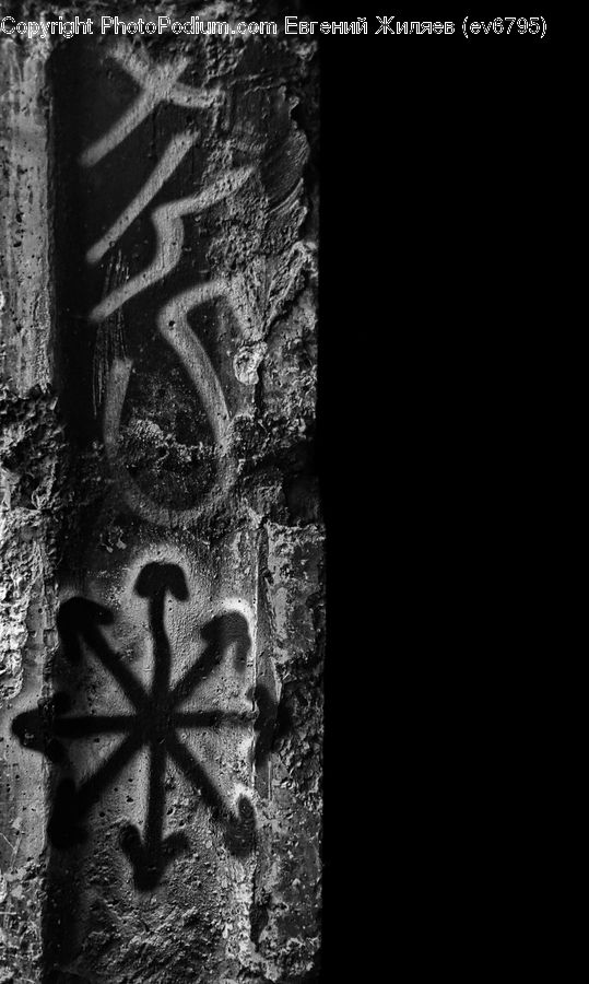 Cross, Arabesque Pattern
