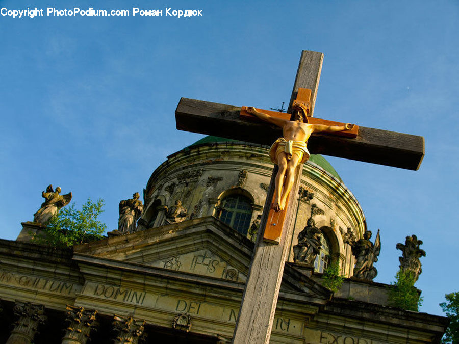 Cross, Crucifix