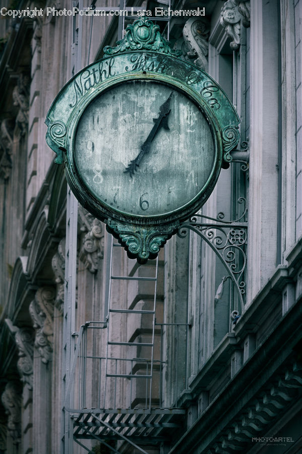 Analog Clock, Clock, Art, Gargoyle, Statue, Column, Pillar