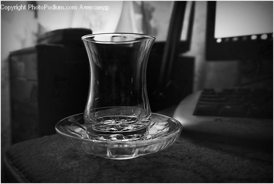 Glass, Beverage, Drink, Alcohol, Bar Counter, Pub